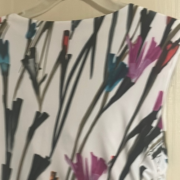 Ronni Nicole Black, White, and multi-colored Sheath Midi Dress V-Neck Sleeveless - Picture 11 of 16